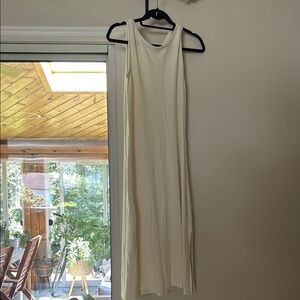 Elegant Cream Sleeveless Dress